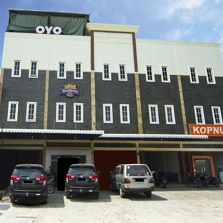 Oyo 2310 Residence 68 Pematangsiantar Kültér fotó