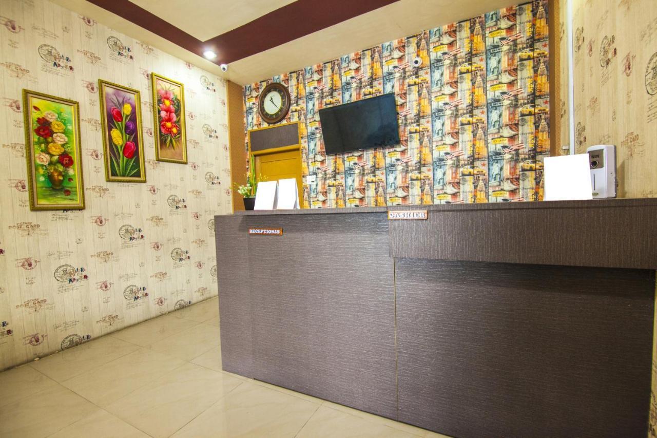 Oyo 2310 Residence 68 Pematangsiantar Kültér fotó