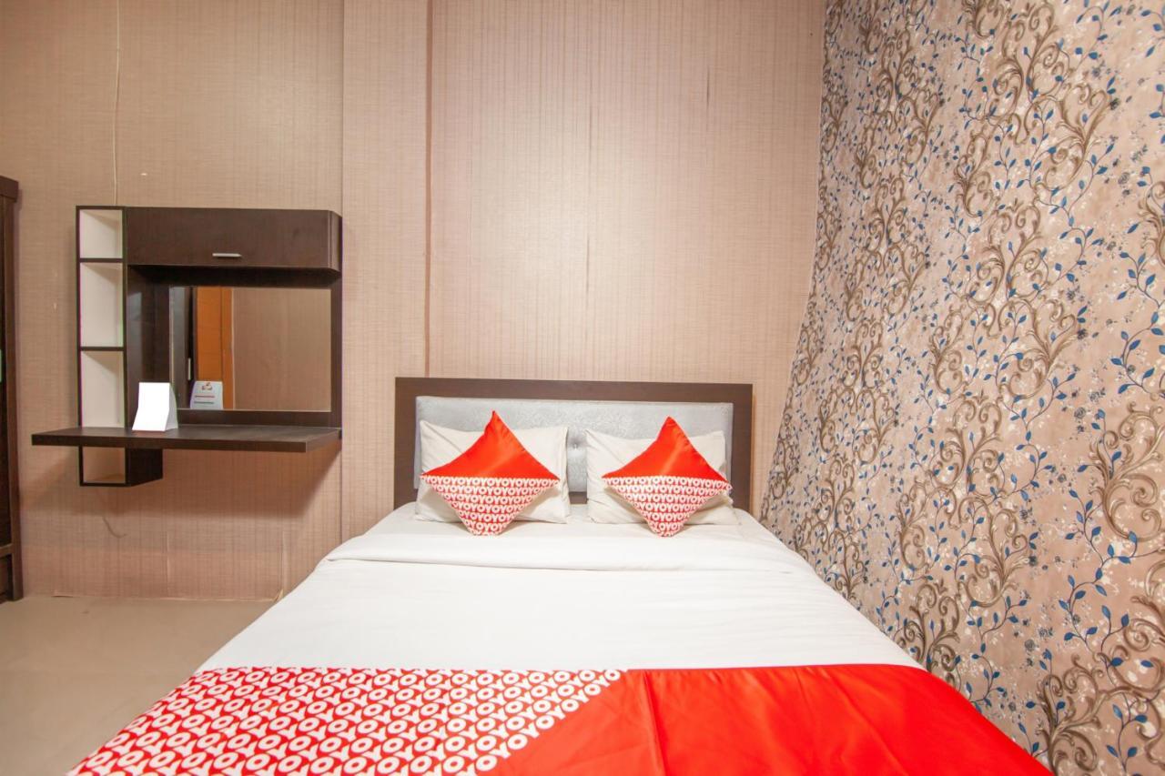 Oyo 2310 Residence 68 Pematangsiantar Kültér fotó